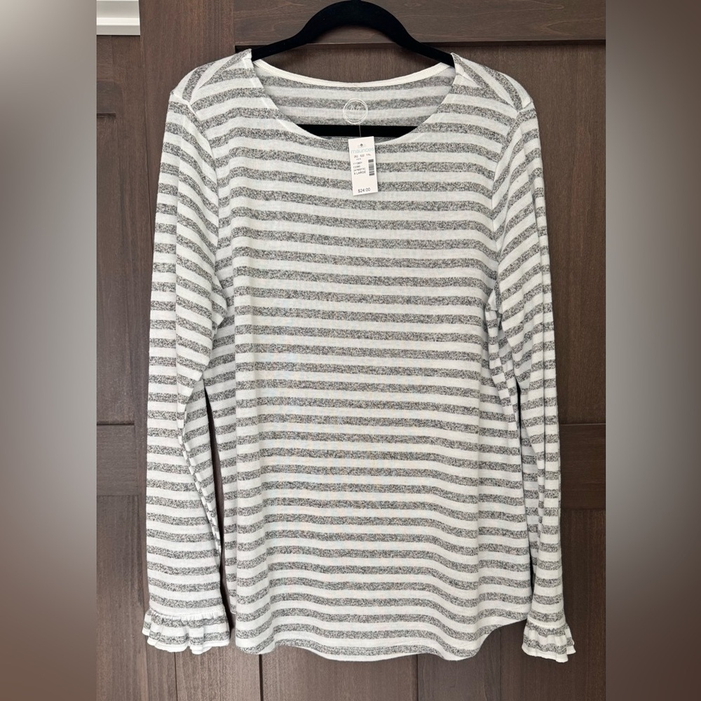 Maurices Gray and White Striped Long Sleeve Tee